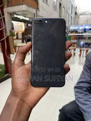 Apple iPhone 8 Plus 64 GB Black