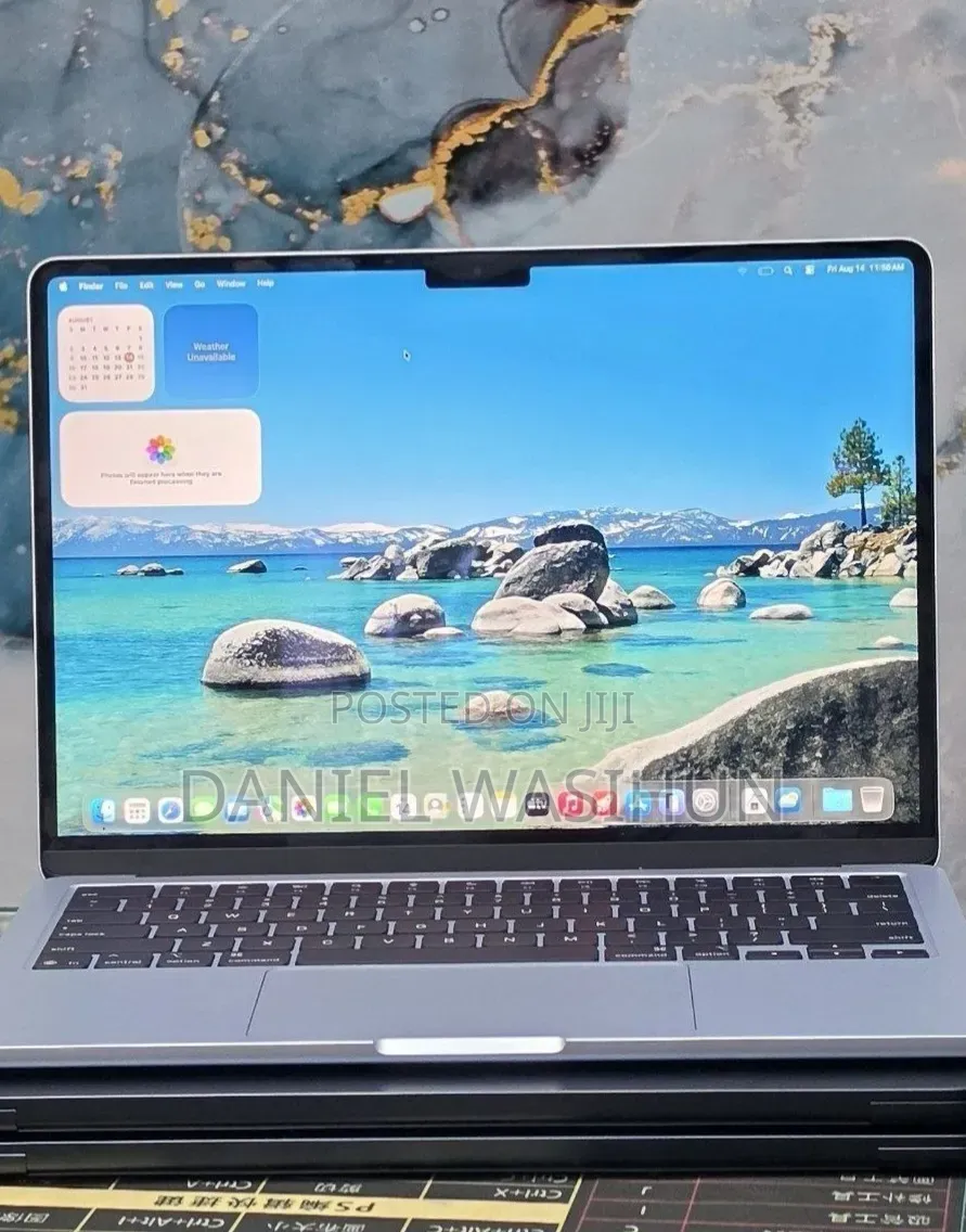 New Laptop Apple MacBook Air 2025 M4 16GB Apple M4 SSD 256GB