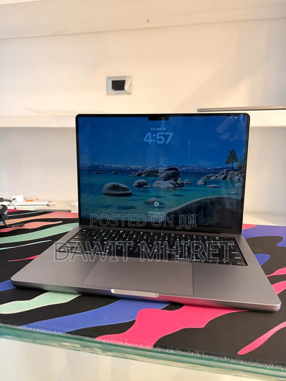 New Laptop Apple MacBook Pro 2023 M3 Pro 8GB Apple M3 Pro SSD 512GB