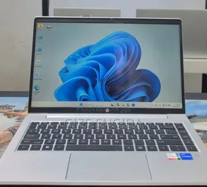 New Laptop HP EliteBook 640 G10 16GB Intel Core i7 SSD 512GB