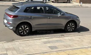 BYD E2 43 kWh 94 hp FWD 2025
