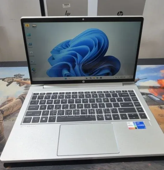 New Laptop HP EliteBook 640 G10 16GB Intel Core i7 SSD 512GB