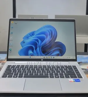 New Laptop HP EliteBook 640 G10 16GB Intel Core i7 SSD 512GB