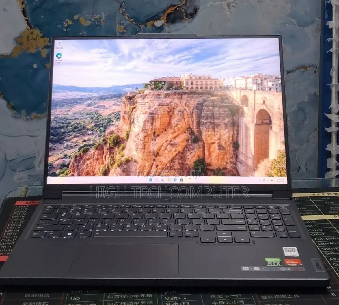 New Laptop Lenovo Legion 5 16GB AMD Ryzen 7 SSD 512GB