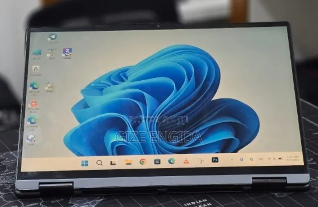 New Laptop Lenovo Yoga 710 16GB Intel Core Ultra 5 SSD 512GB