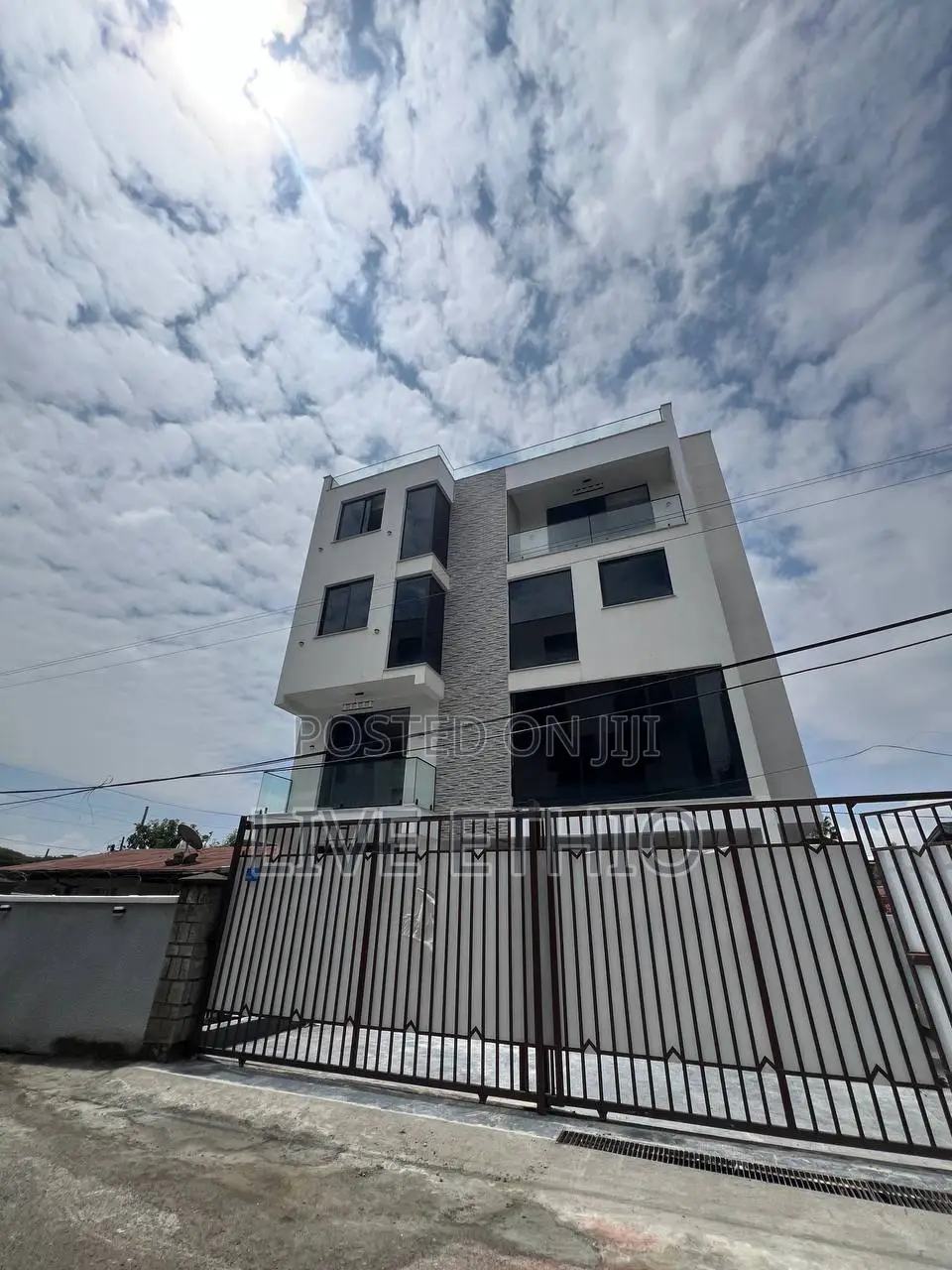 3bdrm House in Yeka for rent