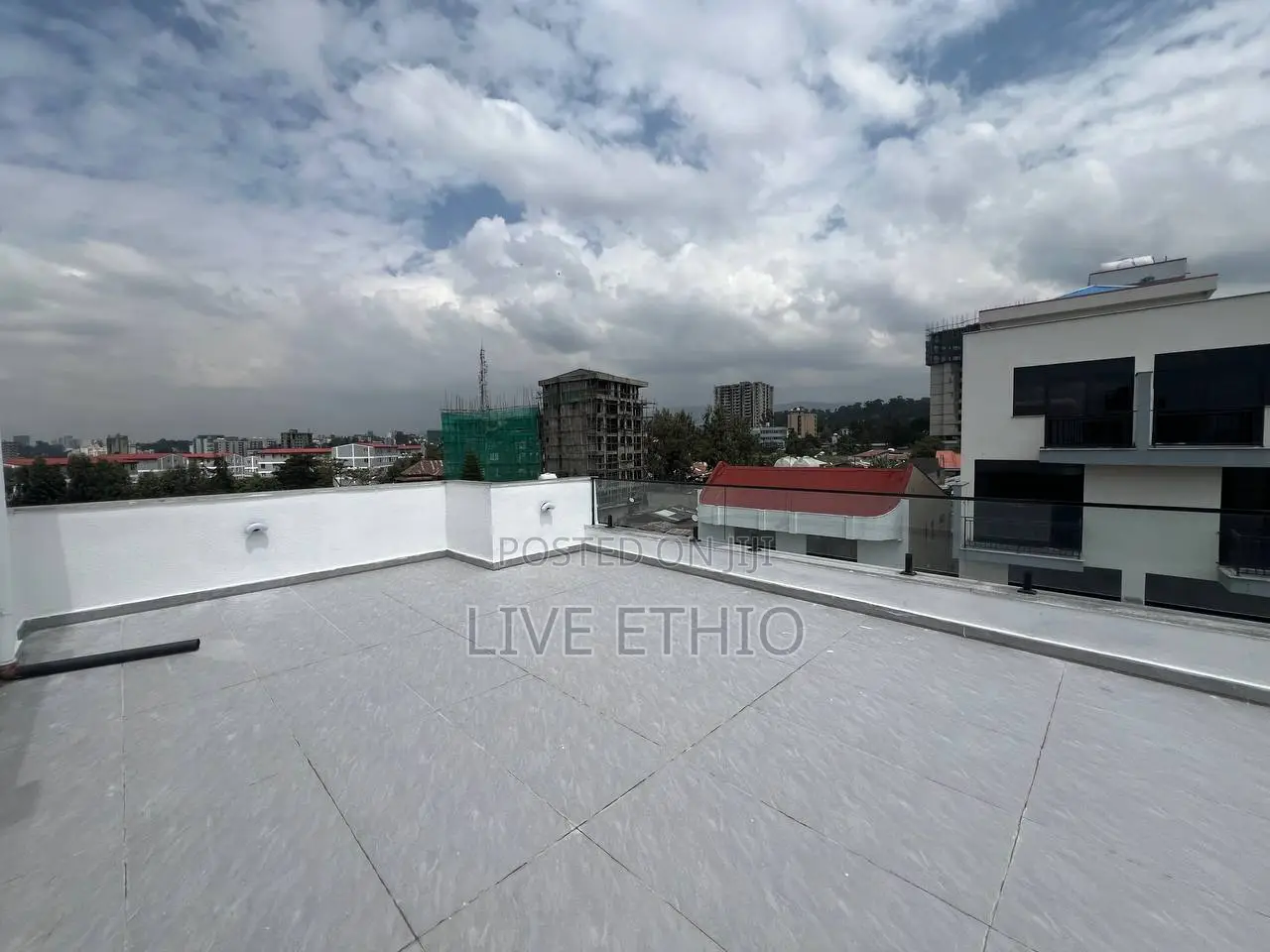 3bdrm House in Yeka for rent
