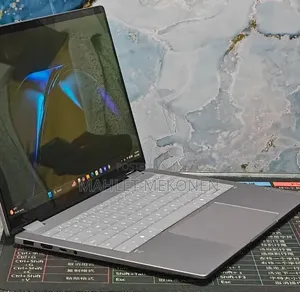 New Laptop HP OmniBook X Flip 16" 16GB Intel Core Ultra 7 SSD 1T