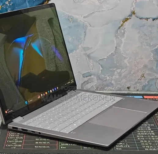 New Laptop HP OmniBook X Flip 16" 16GB Intel Core Ultra 7 SSD 1T