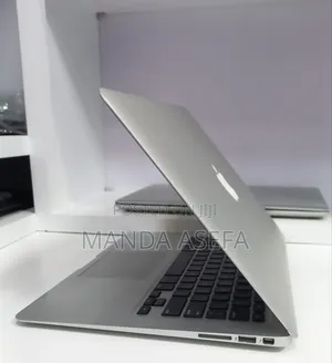 New Laptop Apple MacBook Air 2017 8GB Intel Core i7 SSD 128GB