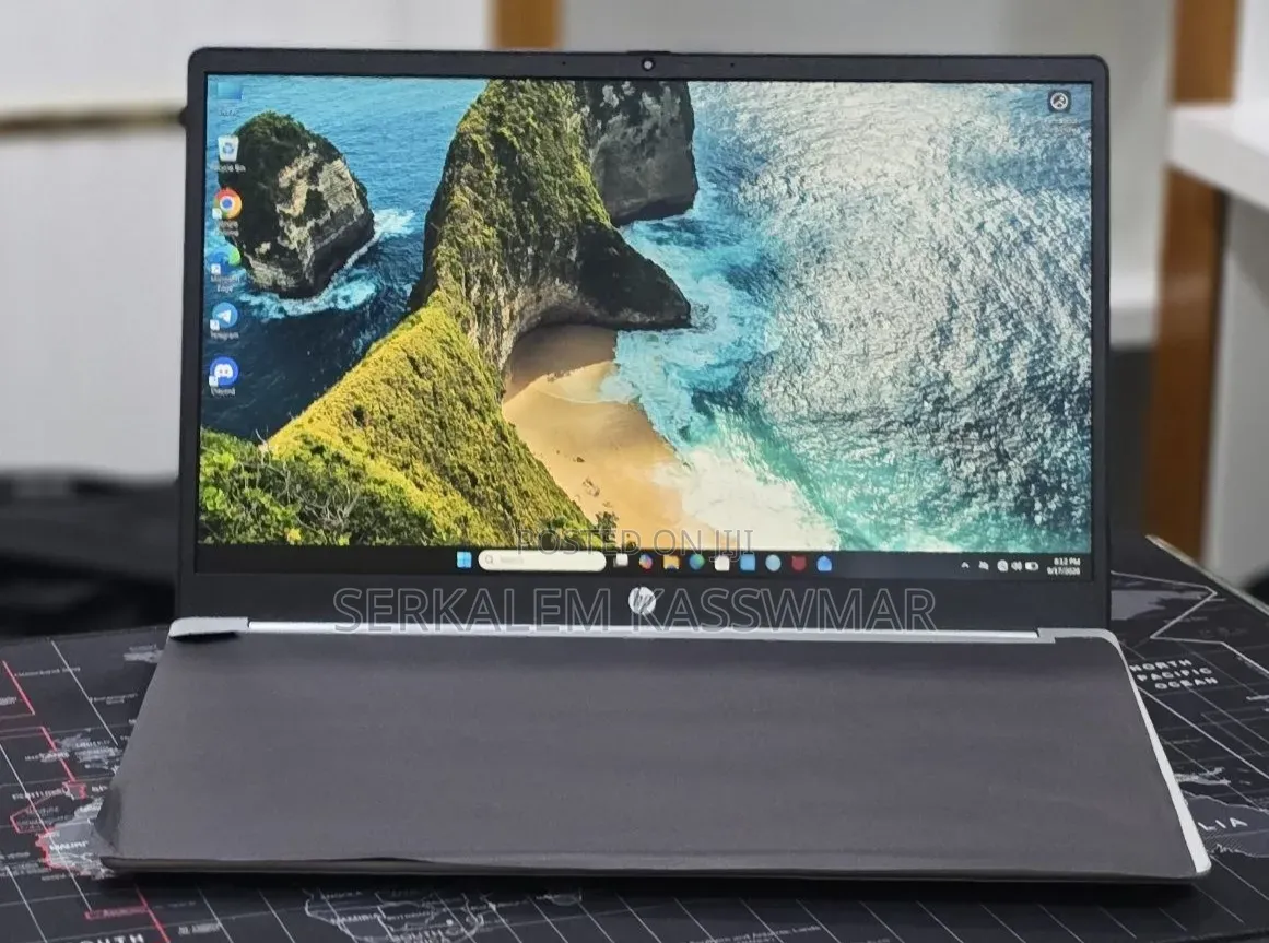New Laptop HP Stream Notebook 8GB AMD Ryzen 5 SSD 512GB