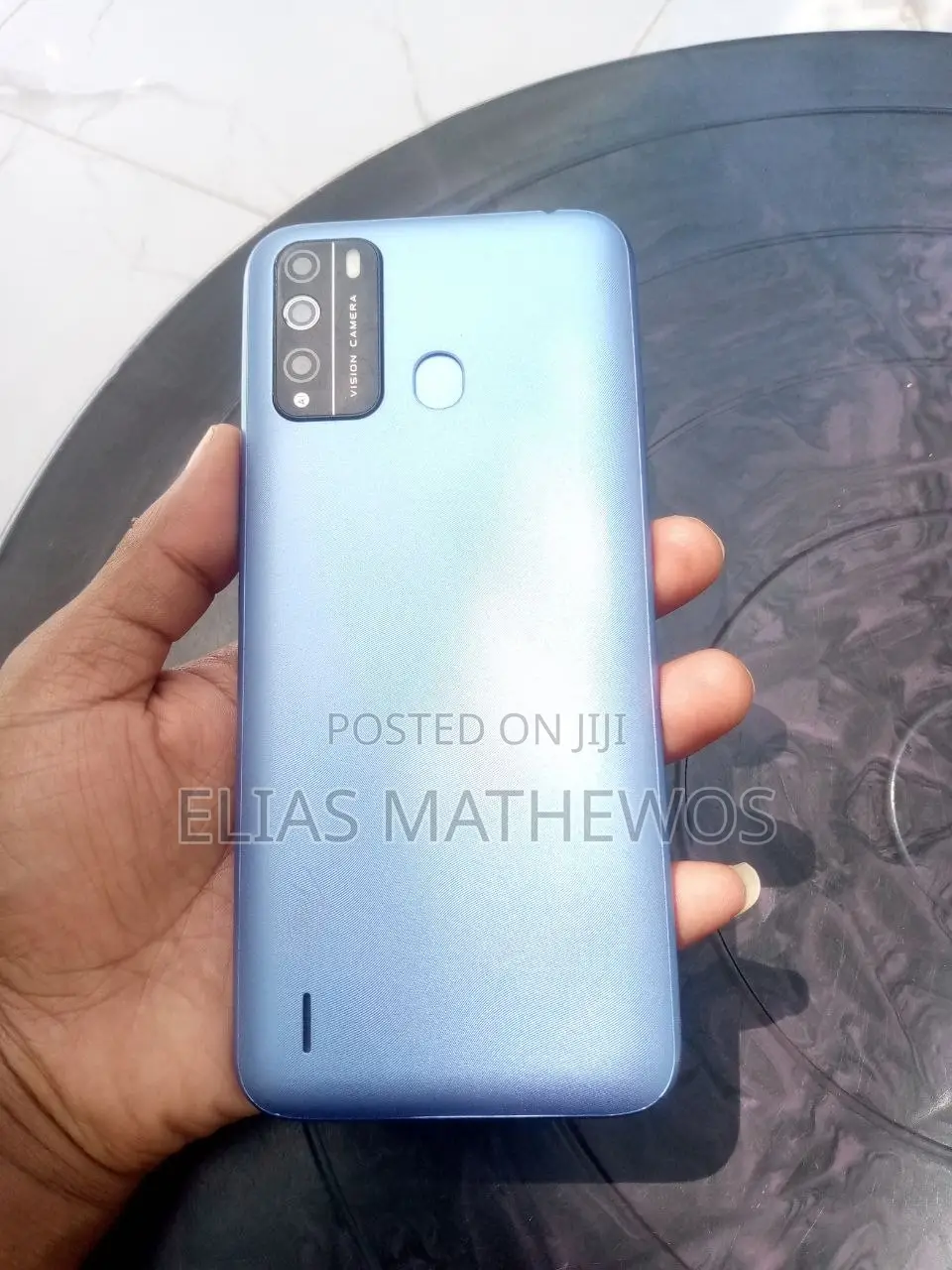 Itel it1408 32 GB Silver