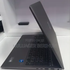 New Laptop HP ZBook Studio G8 16GB Intel Core i7 SSD 512GB