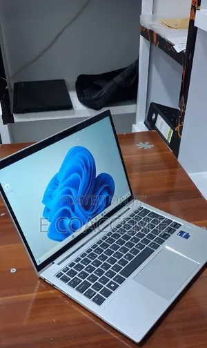 New Laptop HP 16GB Intel Core i5 SSD 512GB