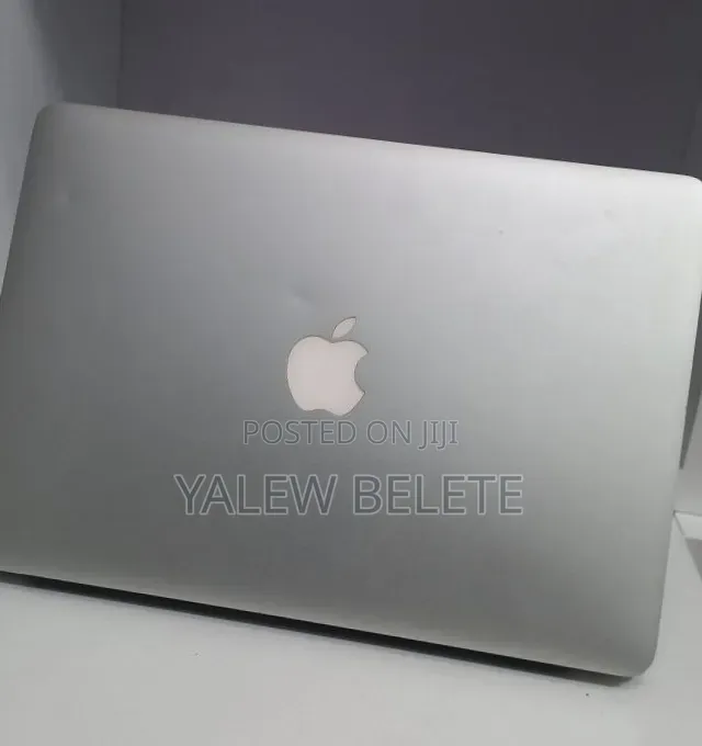 New Laptop Apple MacBook Air 2017 8GB Intel Core i7 SSD 128GB