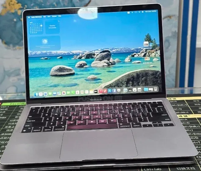 New Laptop Apple MacBook Air 2020 M1 8GB Intel Core i5 SSD 256GB