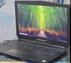 New Laptop Dell 8GB Intel Core i7 SSD 256GB