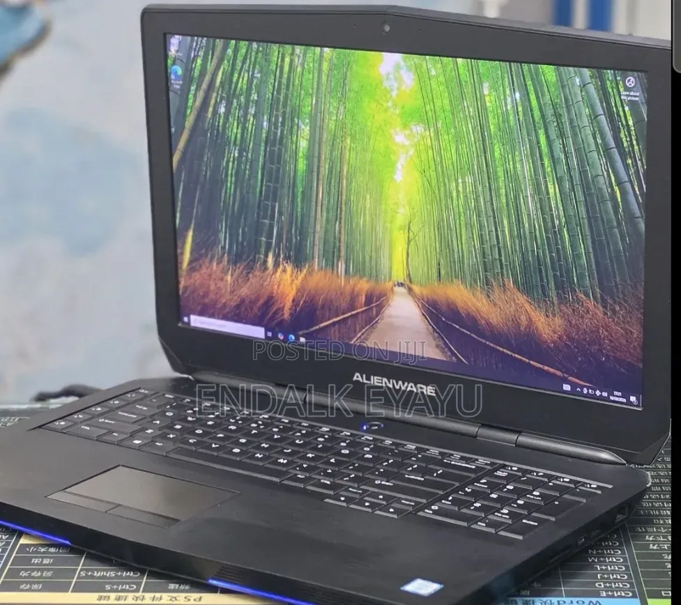 New Laptop Dell 8GB Intel Core i7 SSD 256GB