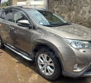 Toyota RAV4 2015 Silver