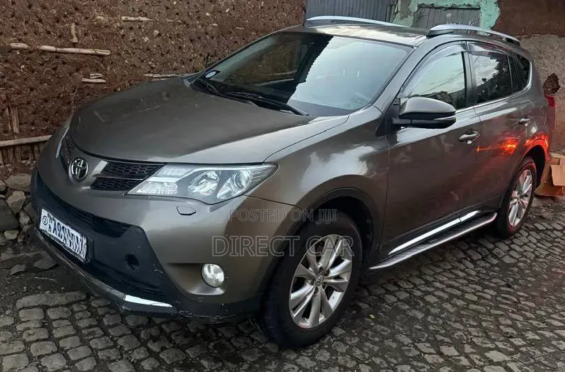 Toyota RAV4 2015 Silver
