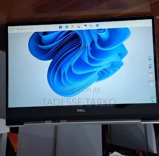 New Laptop Dell Inspiron 15 16GB Intel Core i5 SSD 256GB