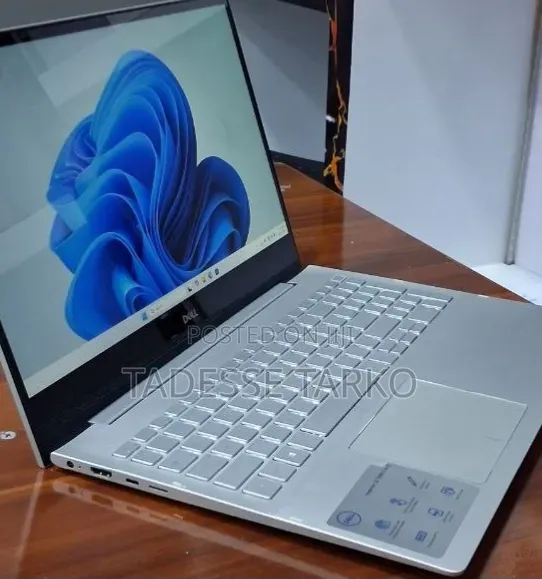 New Laptop Dell Inspiron 15 16GB Intel Core i5 SSD 256GB