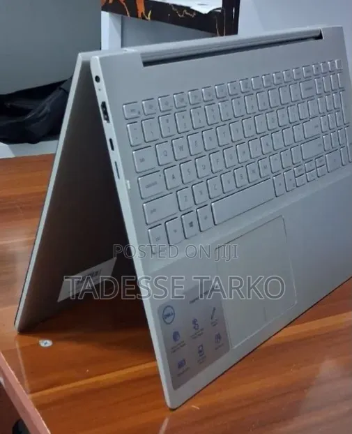 New Laptop Dell Inspiron 15 16GB Intel Core i5 SSD 256GB