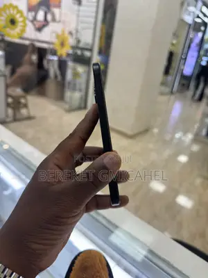 Apple iPhone 15 256 GB Black