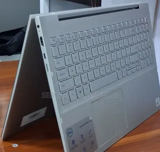 New Laptop Dell Inspiron 15 16GB Intel Core i5 SSD 256GB