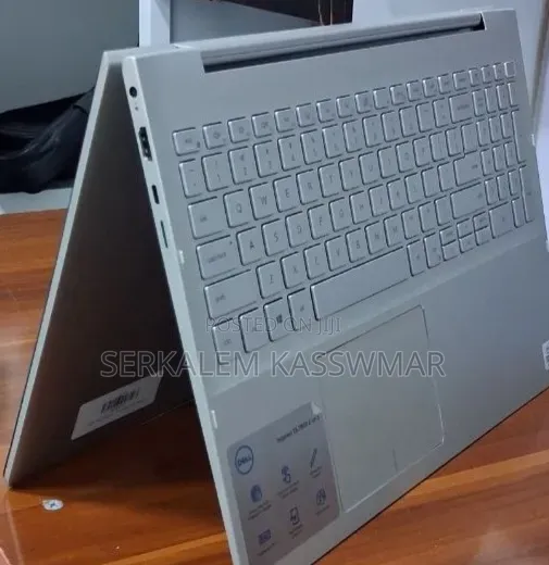 New Laptop Dell Inspiron 15 16GB Intel Core i5 SSD 256GB