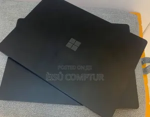 New Laptop Microsoft Surface 16GB Intel Core i7 SSD 512GB