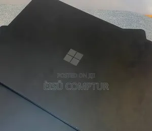 New Laptop Microsoft Surface 16GB Intel Core i7 SSD 512GB