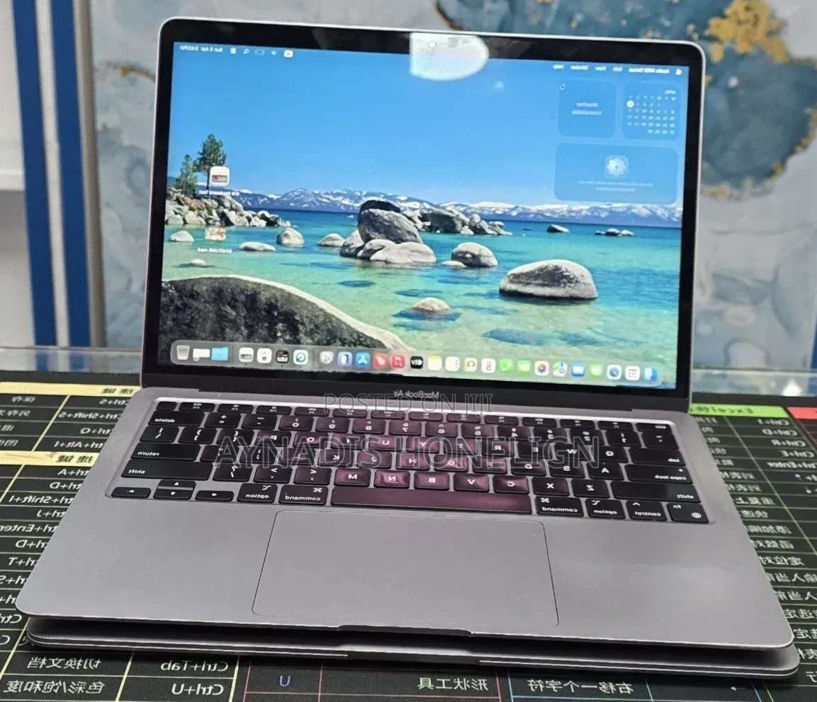 New Laptop Apple MacBook Air 2020 M1 8GB Apple M1 SSD 256GB