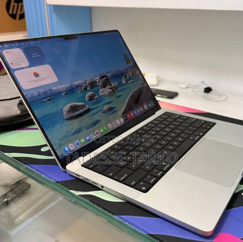 New Laptop Apple MacBook Pro 2021 M1 16GB Apple M1 Pro SSD 512GB