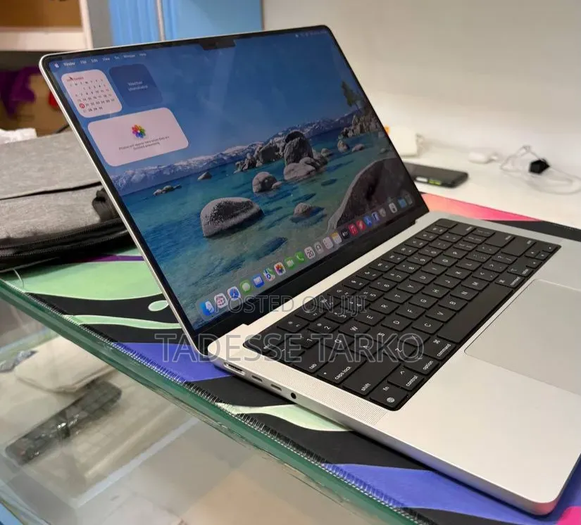 New Laptop Apple MacBook Pro 2021 M1 16GB Apple M1 Pro SSD 512GB