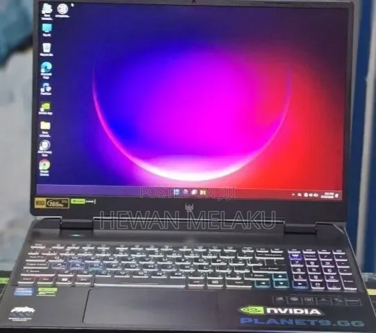 New Laptop Acer Predator Helios Neo 16 16GB Intel Core i7 SSD 512GB