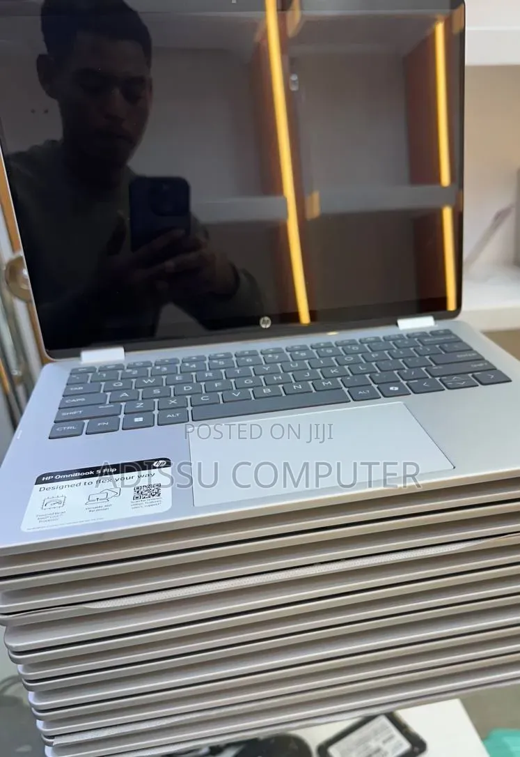 New Laptop HP OmniBook Ultra Flip 14" 16GB Intel Core i7 SSD 512GB