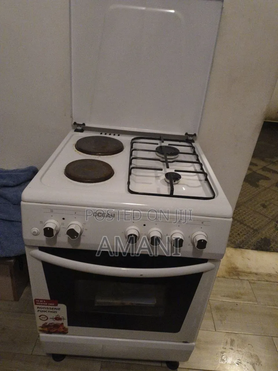 Combination Gas and Electric Cooker/Stove.