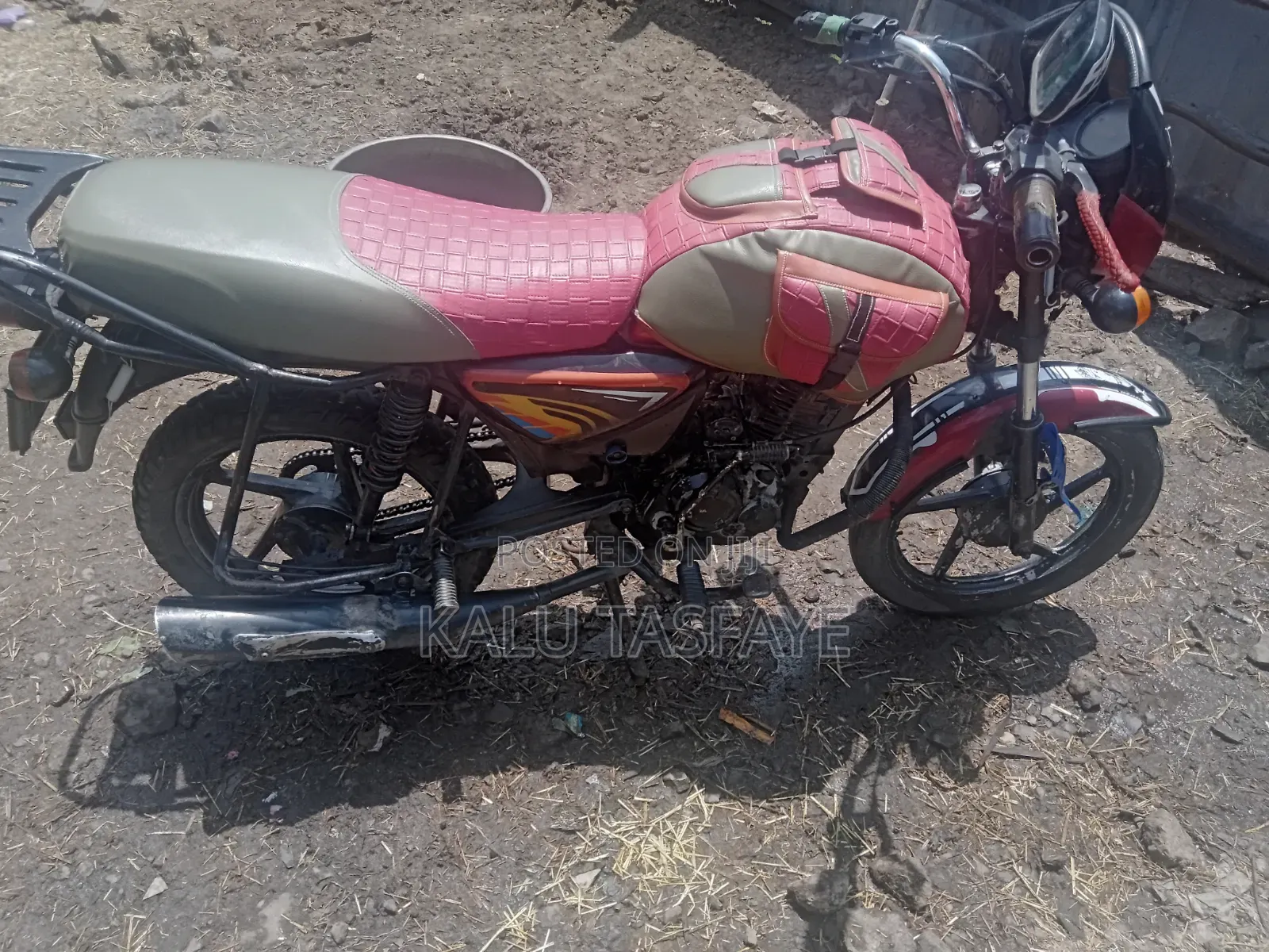 New Bajaj Avenger 150 Street 2017 Red