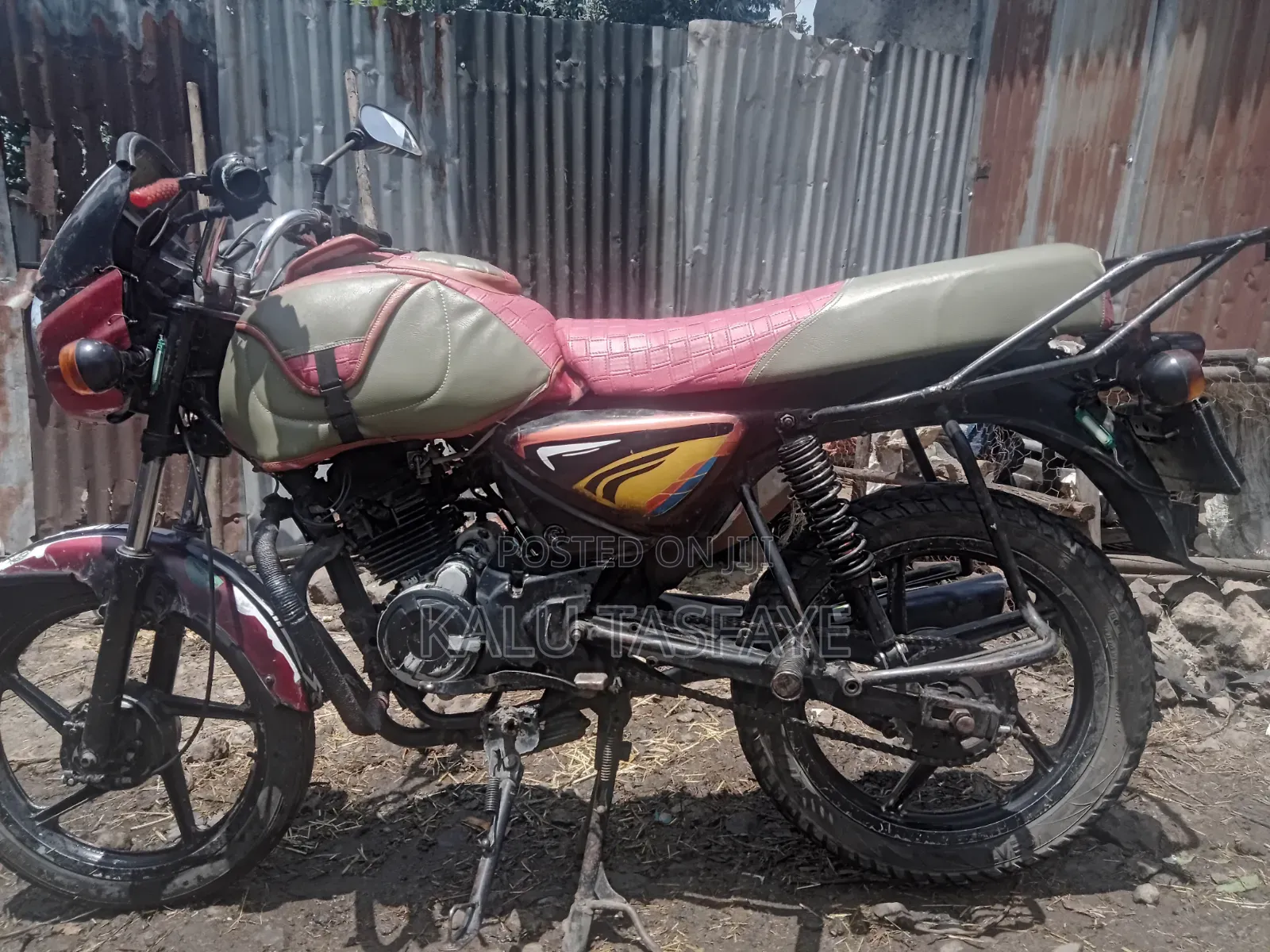 New Bajaj Avenger 150 Street 2017 Red