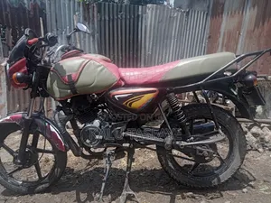 New Bajaj Avenger 150 Street 2017 Red