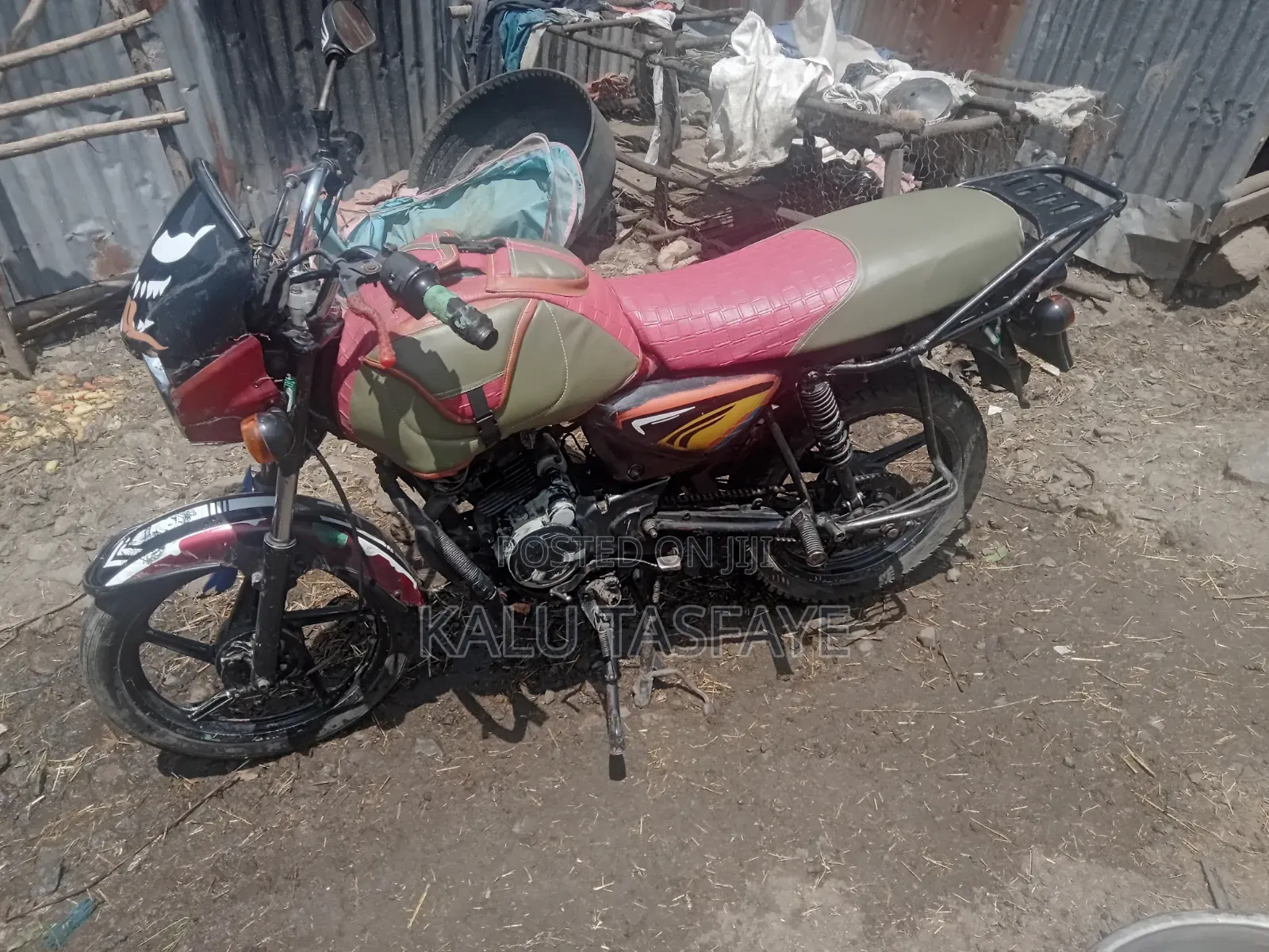 New Bajaj Avenger 150 Street 2017 Red