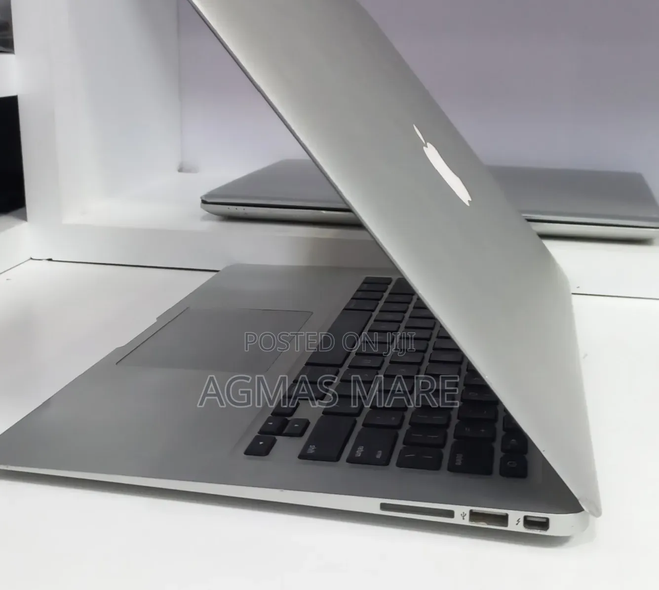New Laptop Apple MacBook Air 2017 8GB Intel Core i7 SSD 128GB