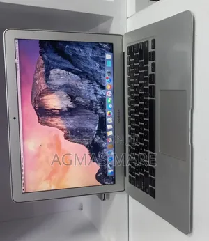 New Laptop Apple MacBook Air 2017 8GB Intel Core i7 SSD 128GB