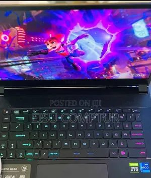 New Laptop MSI Stealth 16 AI Studio 16GB Intel Core i7 SSD 1T