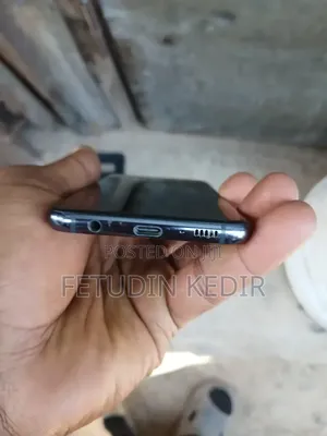 New Samsung Galaxy S10e 128 GB Black