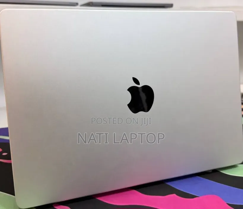 New Laptop Apple MacBook Pro 2021 M1 16GB Apple M1 Pro SSD 512GB