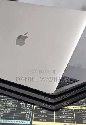 New Laptop Apple MacBook Air 2020 M1 8GB Apple M1 SSD 512GB