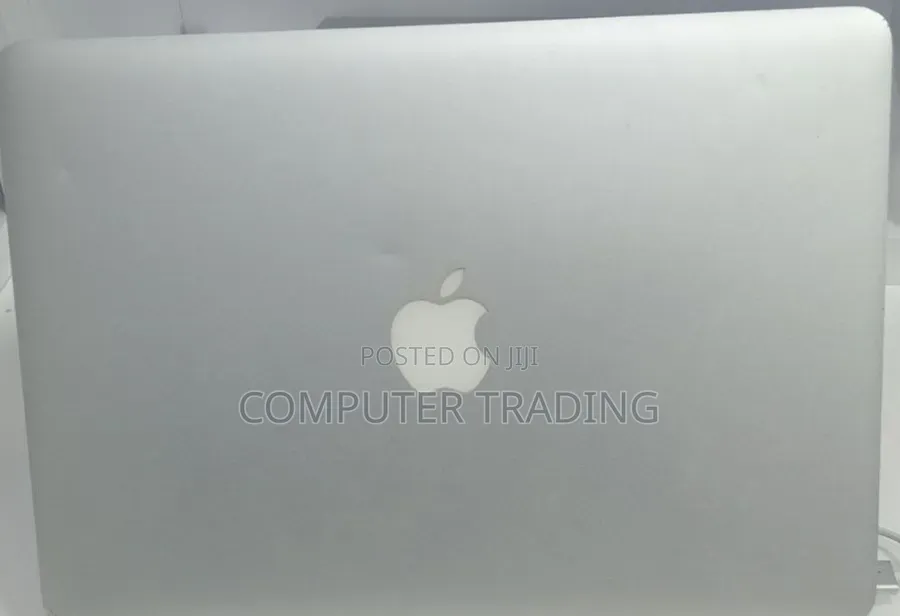 New Laptop Apple MacBook Air 2017 8GB AMD Ryzen 7 SSD 128GB