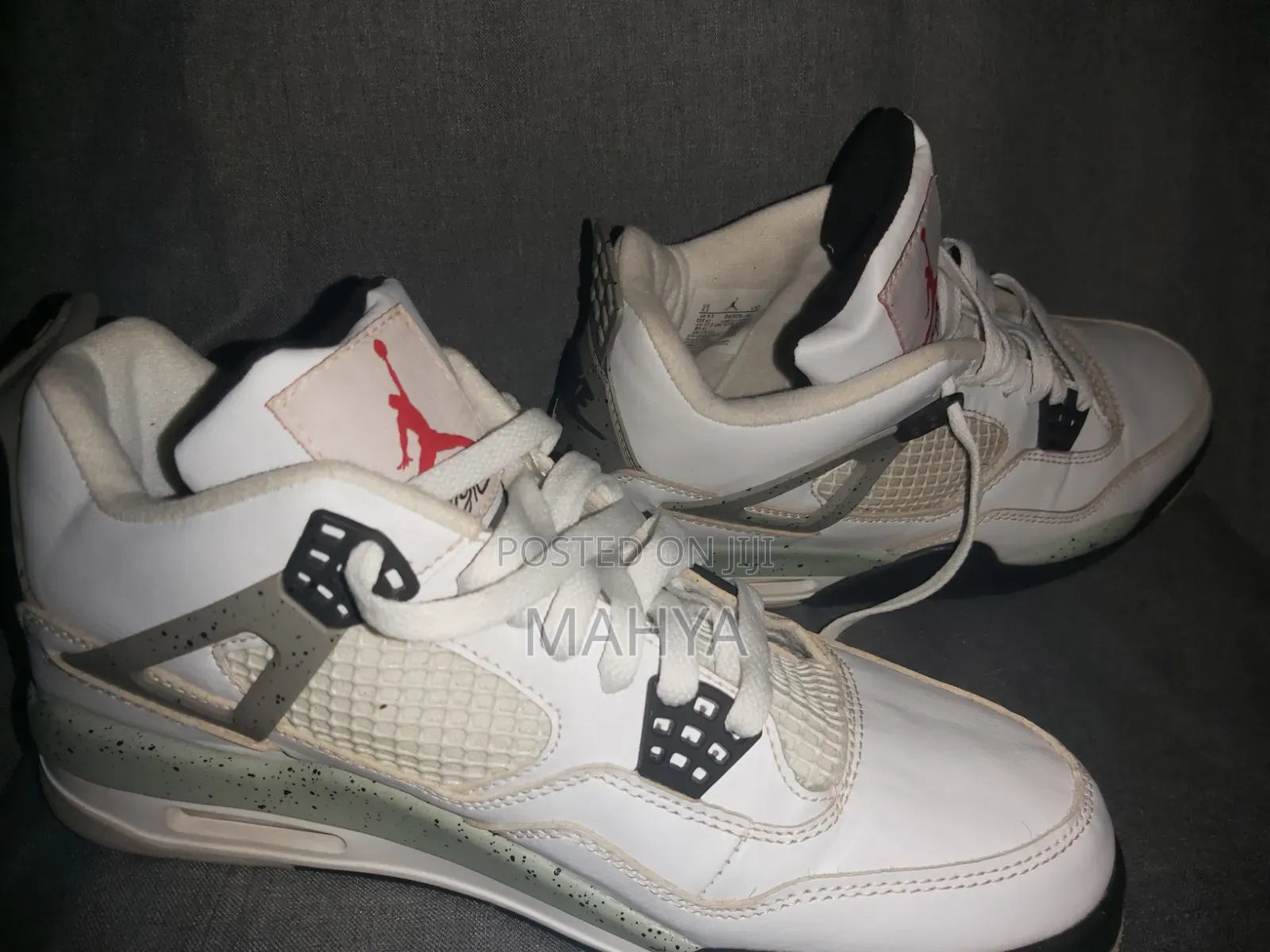Air Jordan 4